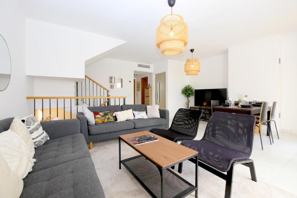 Estepona West Townhouse LOBON - 2