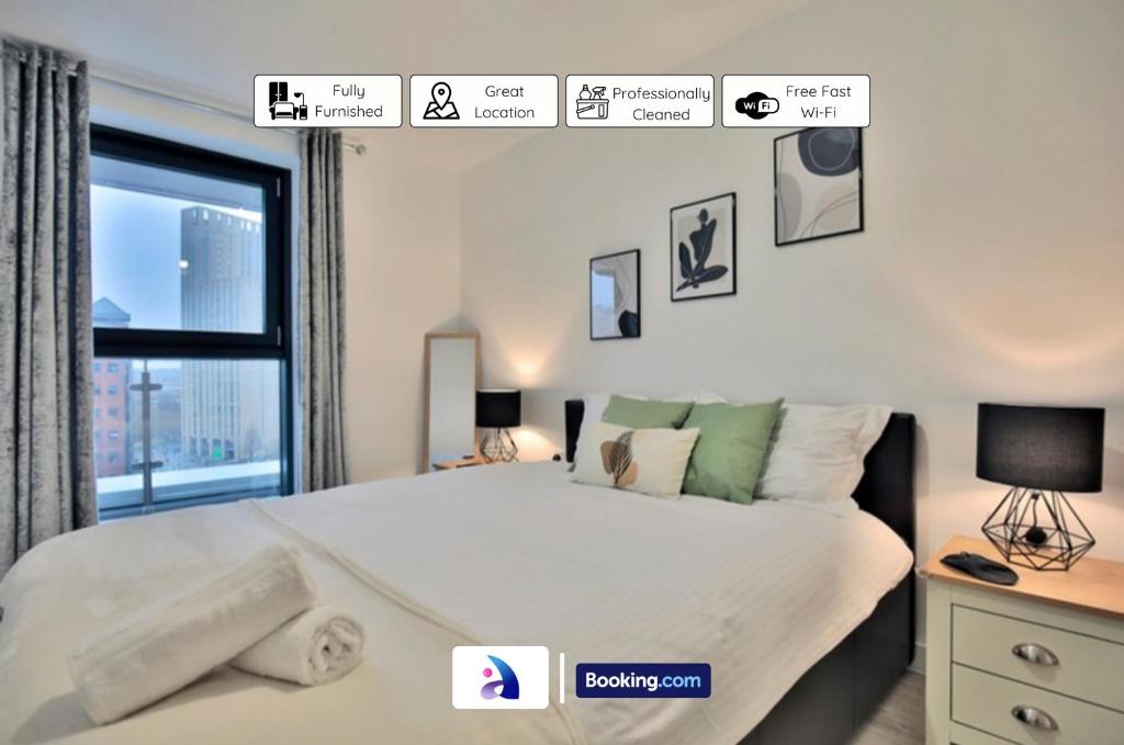 Modern 2 Bed, 2 Bath Apt with Ensuite By Avalora Short Lets & Serviced Accommodation Salford With Balcony, Near Tram Stop Salford Quays, Manchester