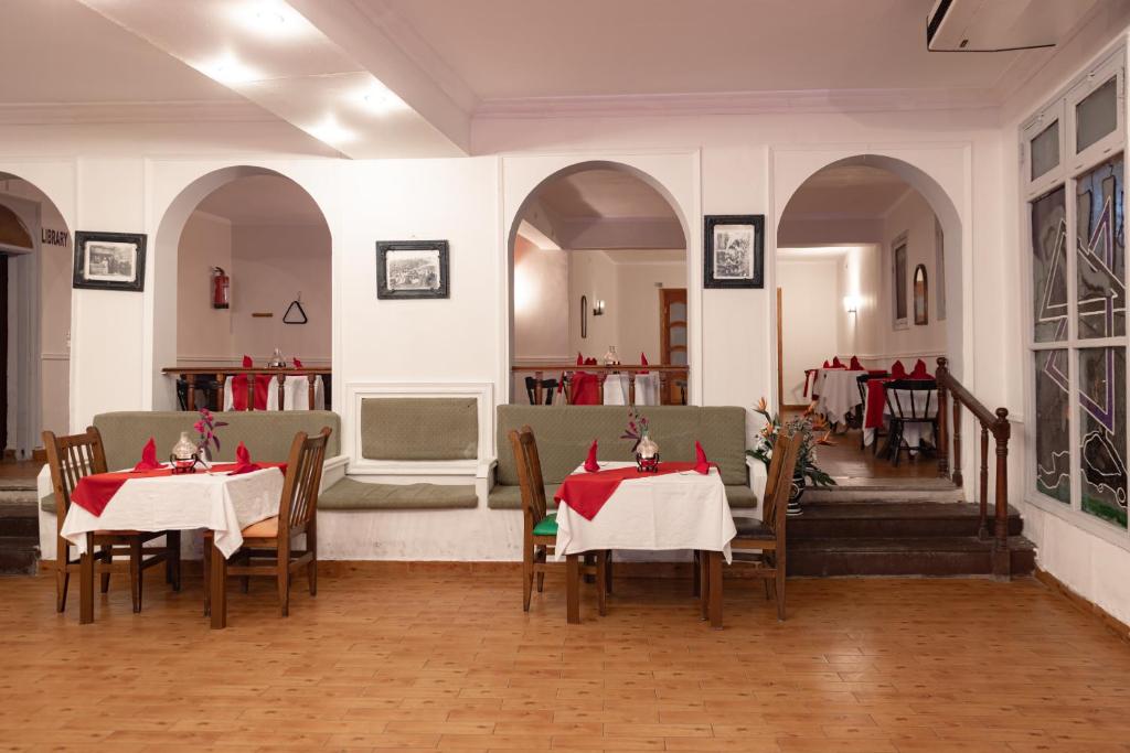 Empire Beach Aqua Park - Couples and Families — Restaurant & bars in Hurghada, Red Sea