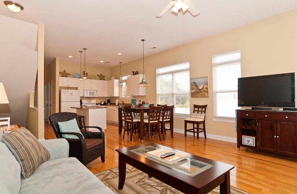 Pass by Bryant Real Estate, Carolina Beach