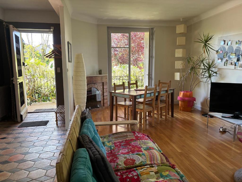 Havre de paix cosy avec jardin proche du centre-ville de Poitiers - 1