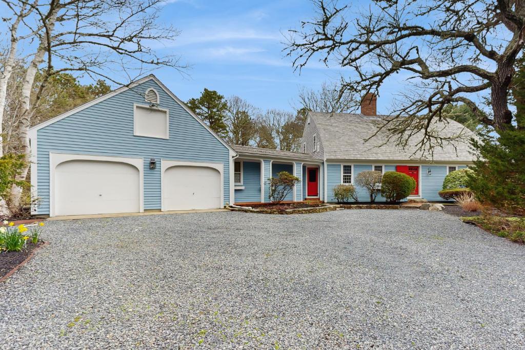 Sheep Pond Bow House, Brewster