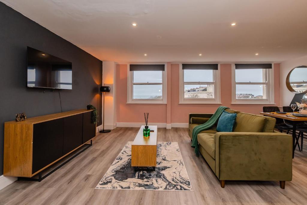 Beautiful 2 Bedroom Flat Next to Brighton Beach With Free Parking, Brighton & Hove