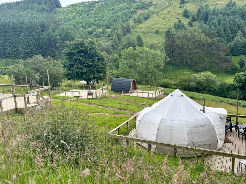 Reservoir View Glamping Pod, Dol-y-gaer Station