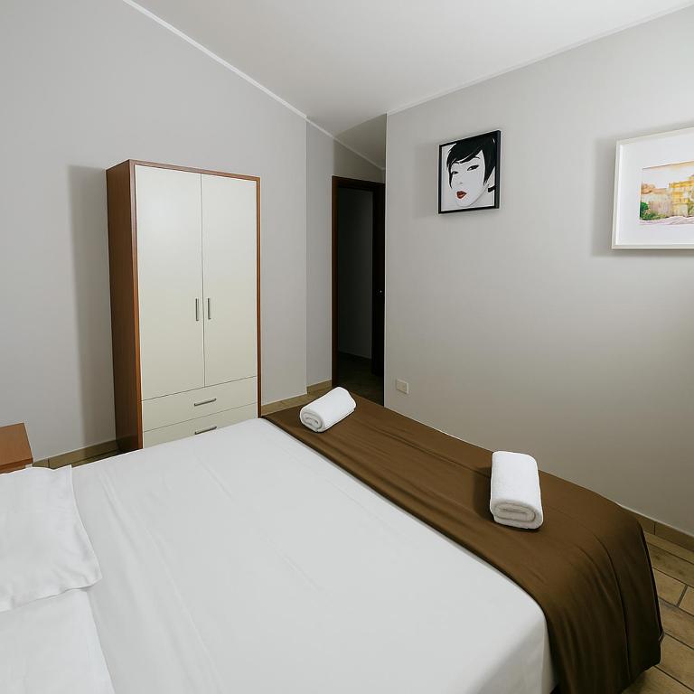 EtNAPARTMENT 4 - 3