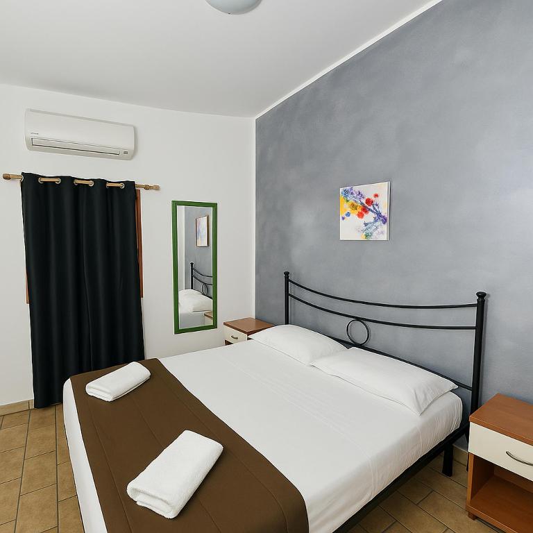 EtNAPARTMENT 4 - 4