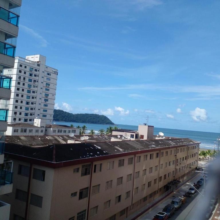 Ap Espaçoso com vista para o mar, Praia Grande
