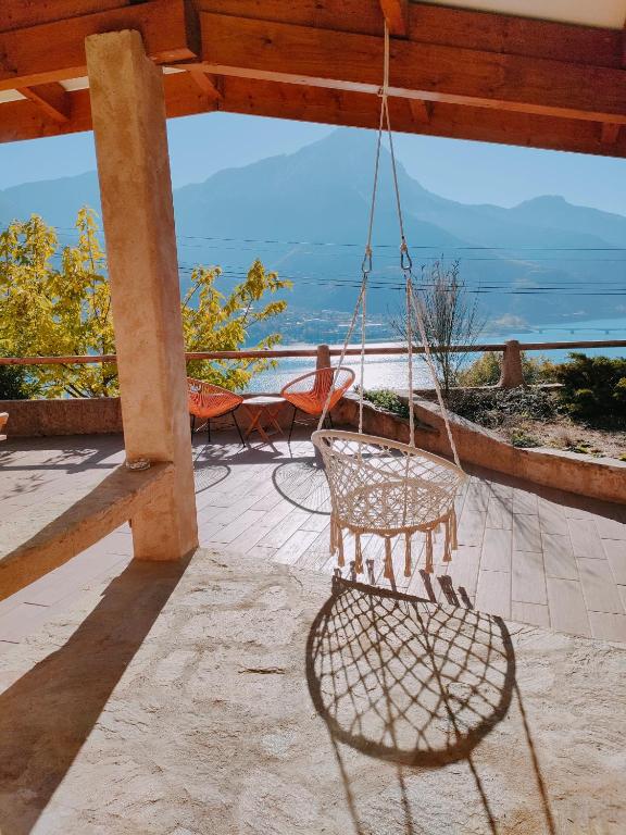 Le Panoramique du Plongeoir - T4 spacieux de 90m2 avec grande terrasse vue sur le lac de Serre Ponçon - 1