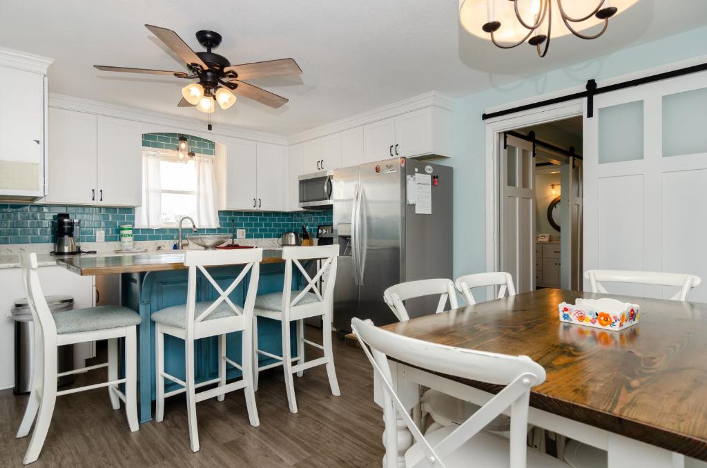 Settle Up by Bryant Real Estate, Carolina Beach