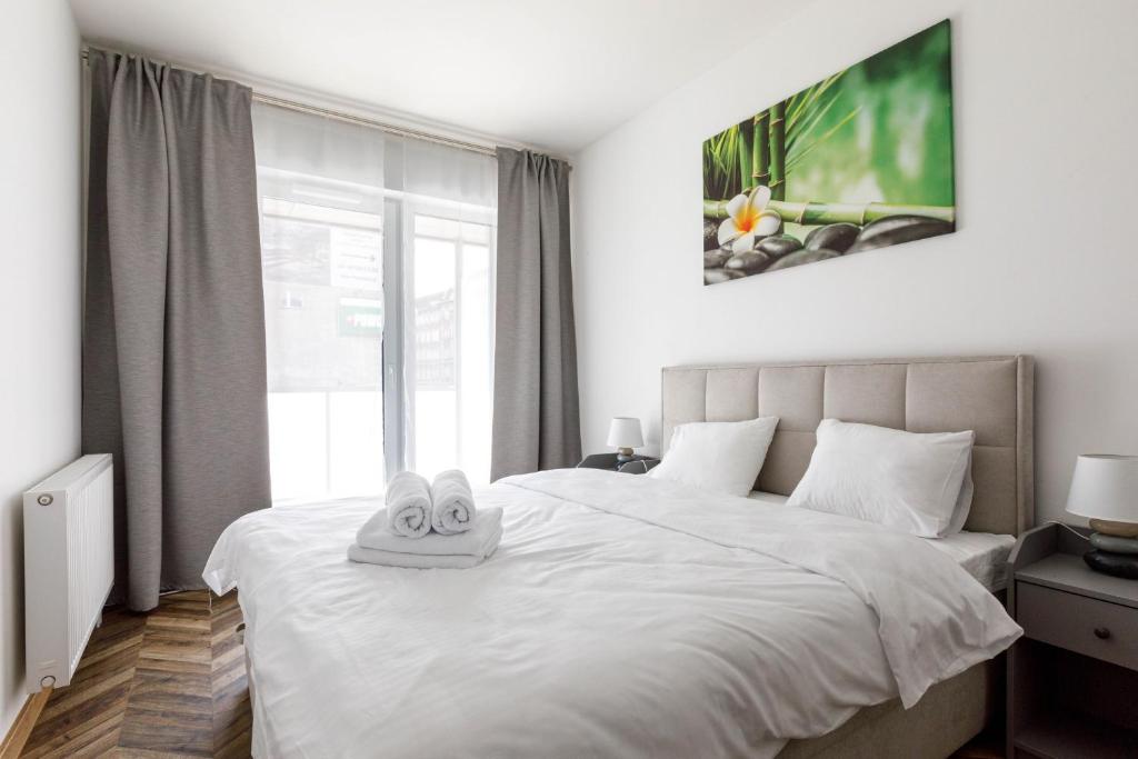 Grey Harmony Apartment by UniqueRent, Vratislav