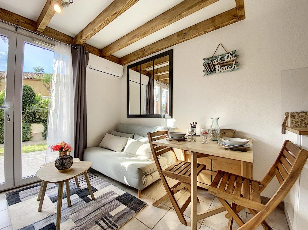Coquet logement tout confort avec piscine - 1