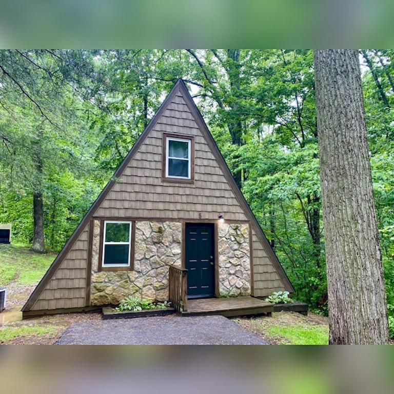 A-Frame #05 - by The Chalets, Logan