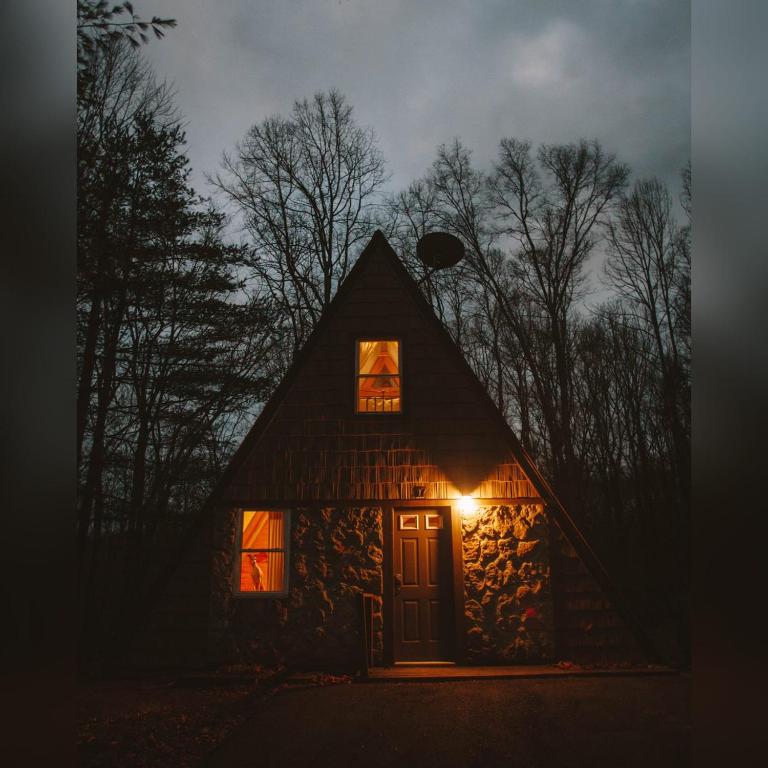 A-Frame #07 - by The Chalets, Logan