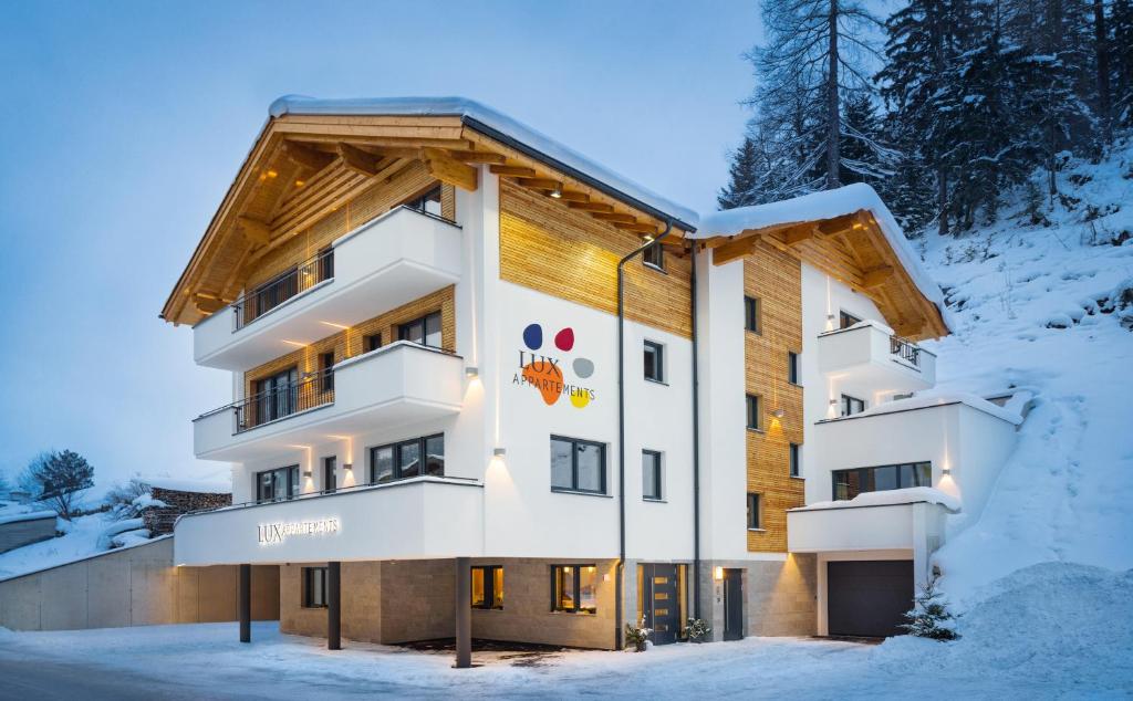 Lux Appartements - 3
