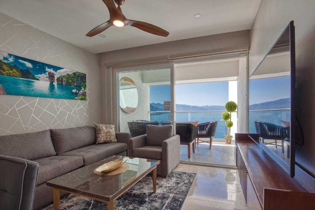 Harbor 171 Beach Front High Rise, Puerto Vallarta