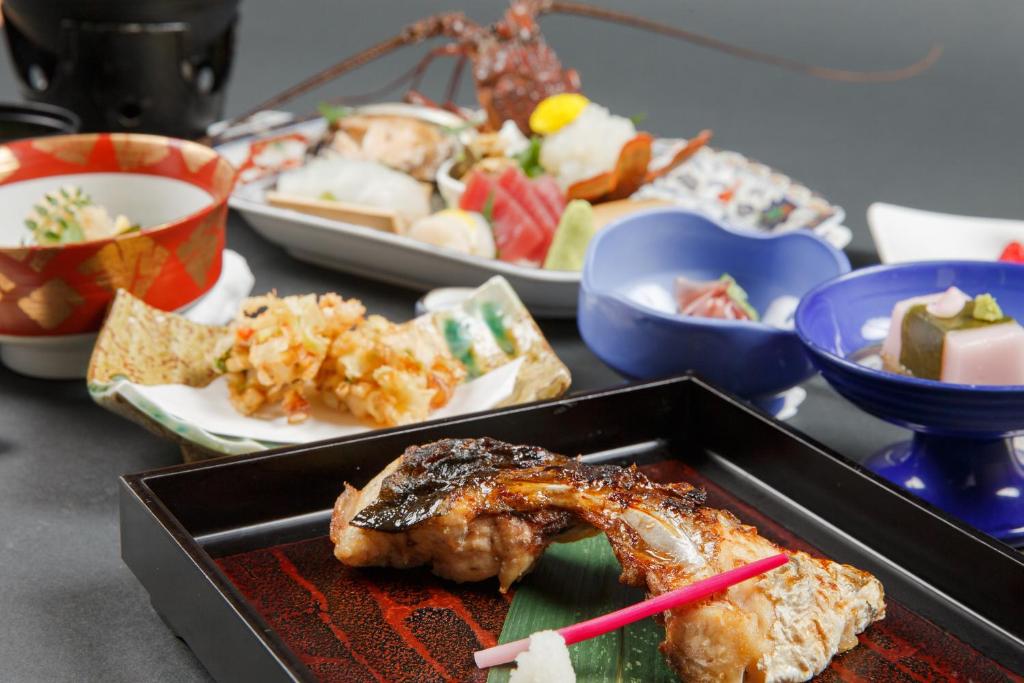 อาหารและเครื่องดื่ม