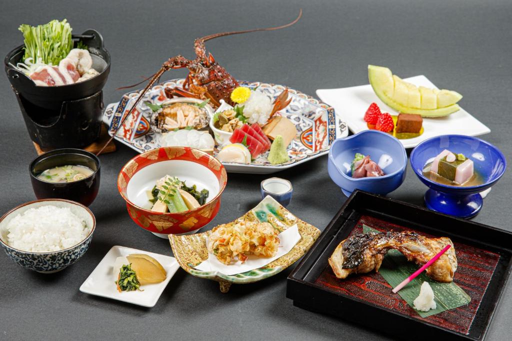 อาหารและเครื่องดื่ม