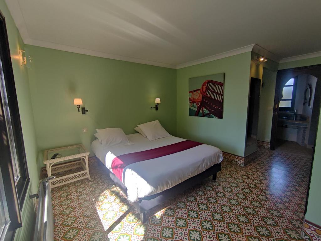 Chambre Emeraude, Riad 9 Couple only au village naturiste - 1