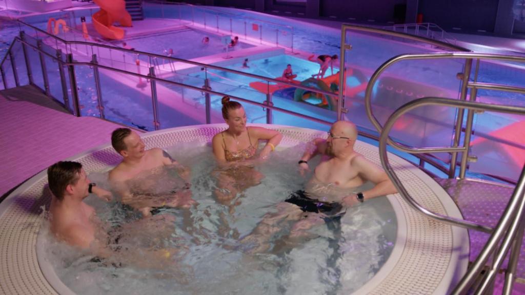 Hot tub