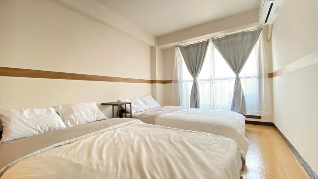 AkiraHome Tsutenkaku, Ósaka