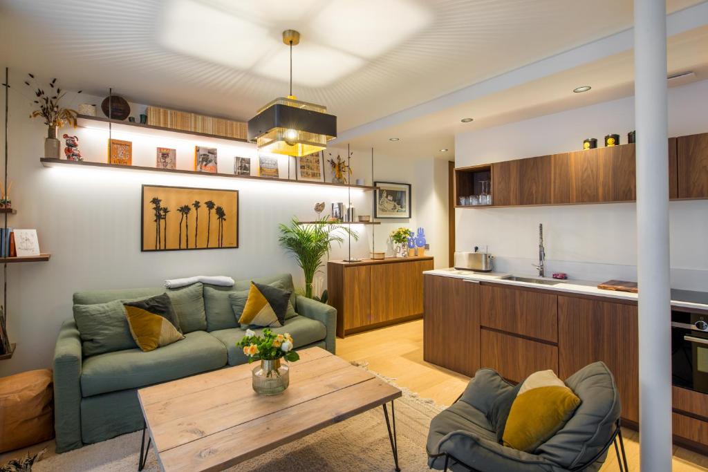 Magnifique appartement central 3 chambres / 3 BDR - 1