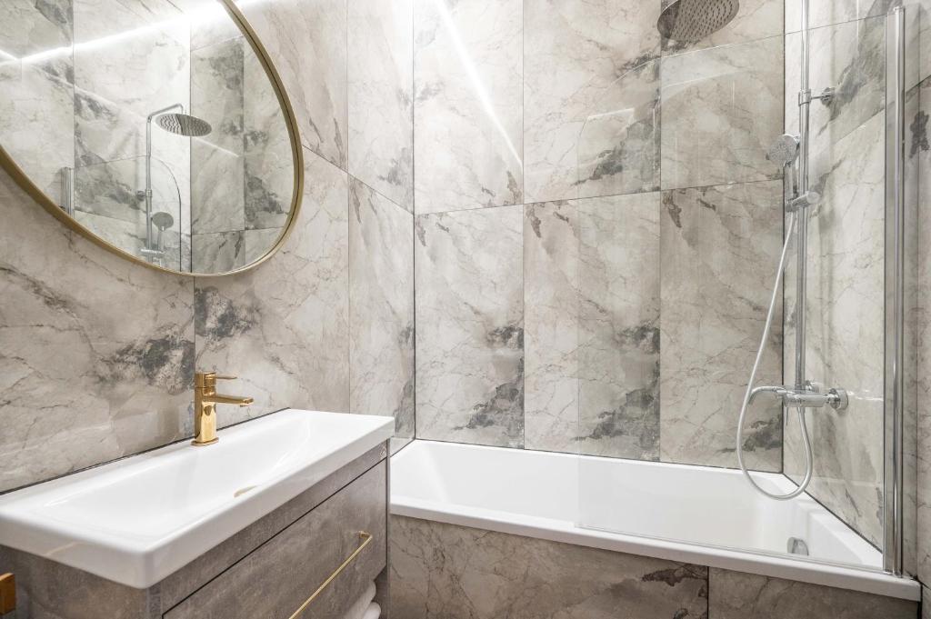 Modern Flat in Centre, Self Check-In, Free parking, Vilnius