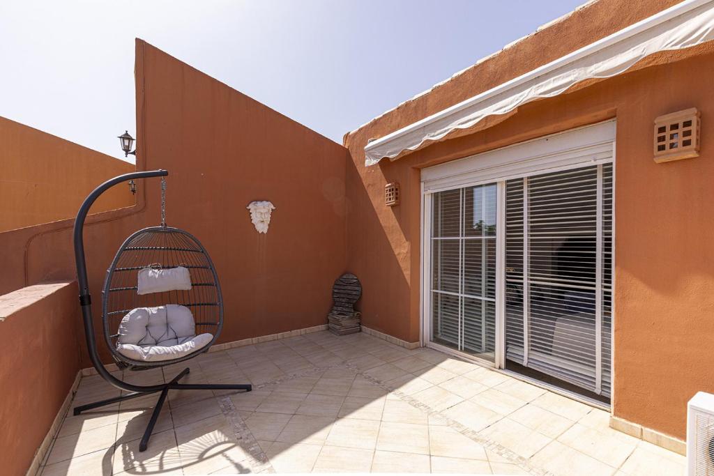 Traditional Townhouse, 4 Bed with Terraces and Private BBQ - 4