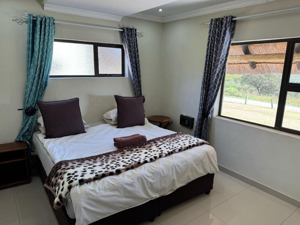 Imbabala private game lodge, Weenen