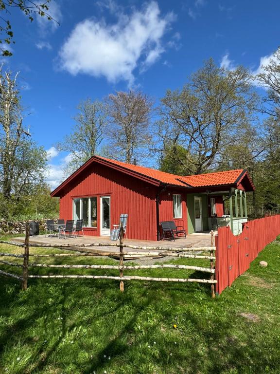 Meadow house, a comfortable and modern home near a lake, Ljungby