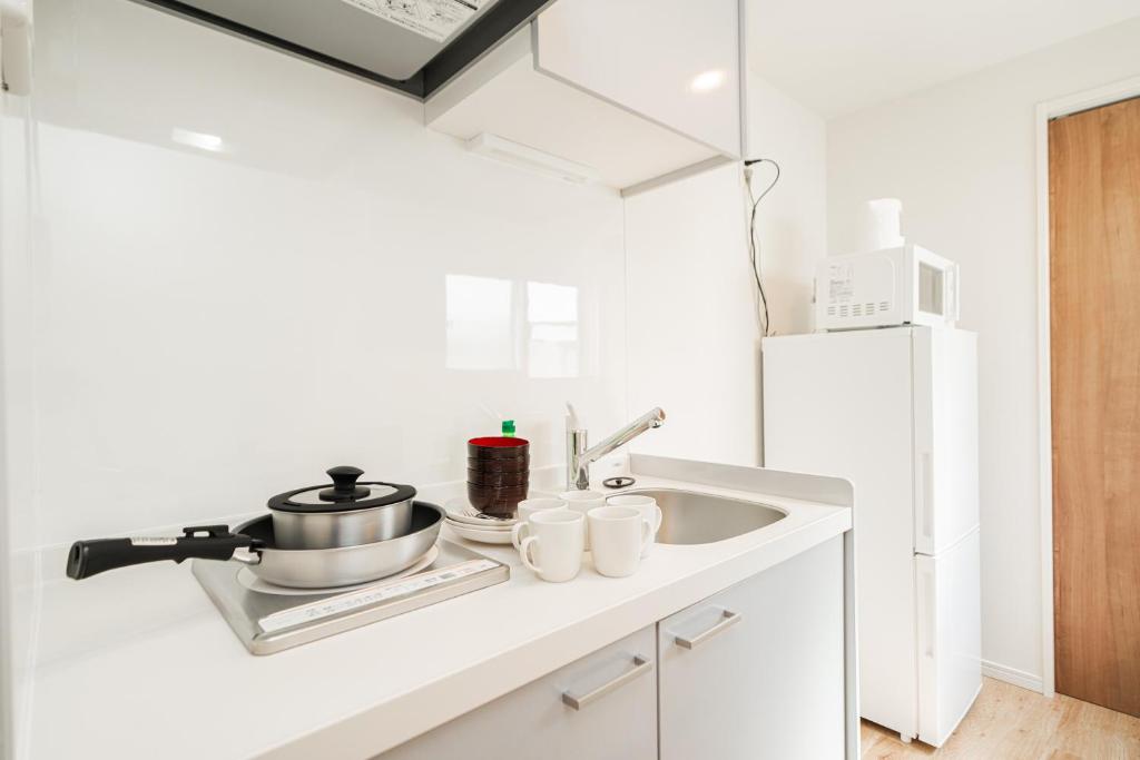 Near Waseda University Year-end promotion Shinjuku 401 Great Location 2 mins to Station New Building