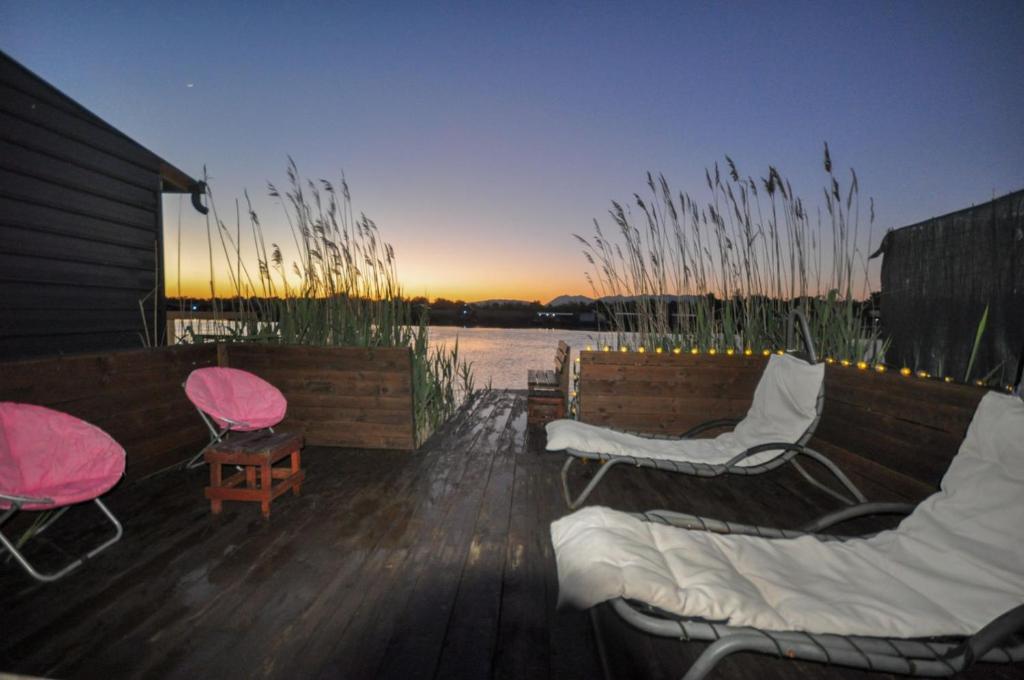 SmallGrin Ada Bojana, Ulcinj