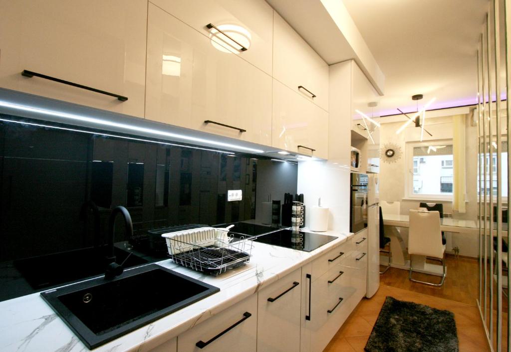 Apartment Purple - 3