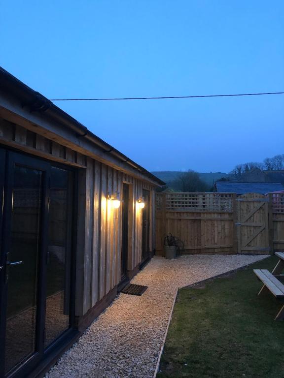 Caretakers Hideaway, Puncknowle