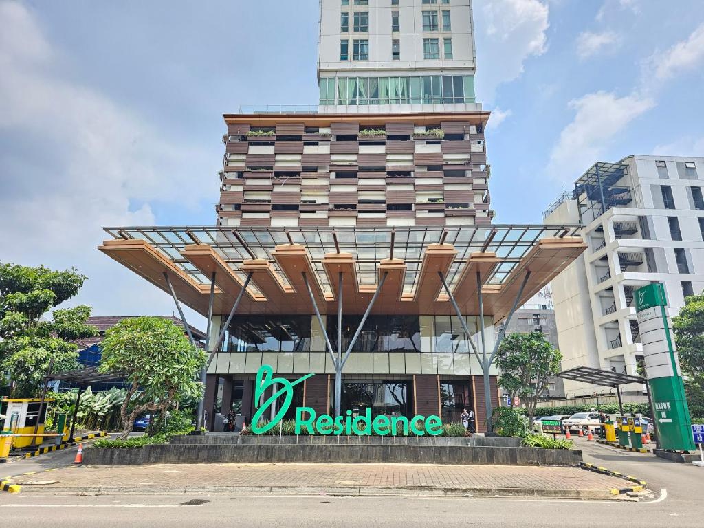 Apartemen B Residence By LiviRooms BSD CITY, Cilandak