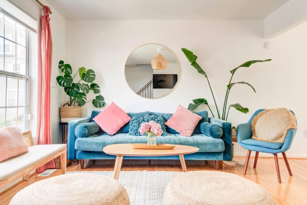 Walk to the Beach! Beach Passes | Games I King Bed, North Beach