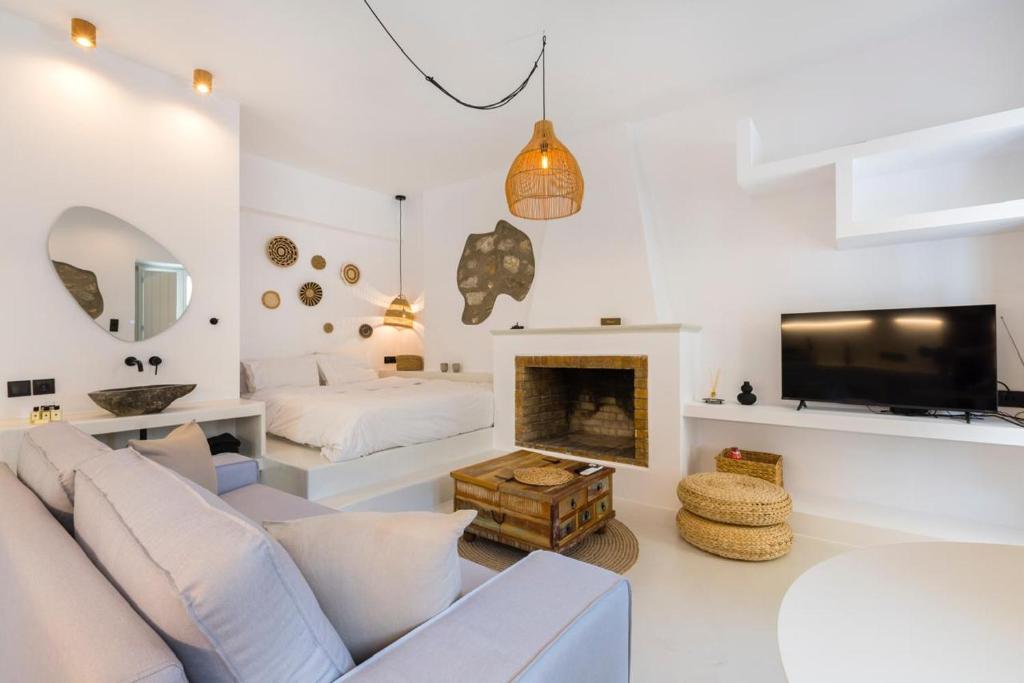 Flash House Memories, Spetses