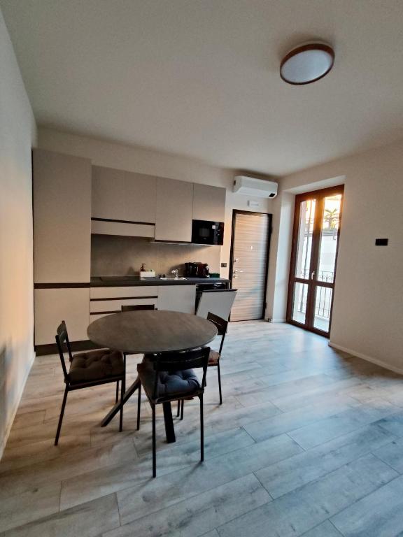 La Morra Apartments - 3