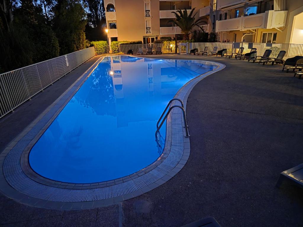 Le Victoria-Centre ville-Piscine-Parking privé-Wi-Fi - 3