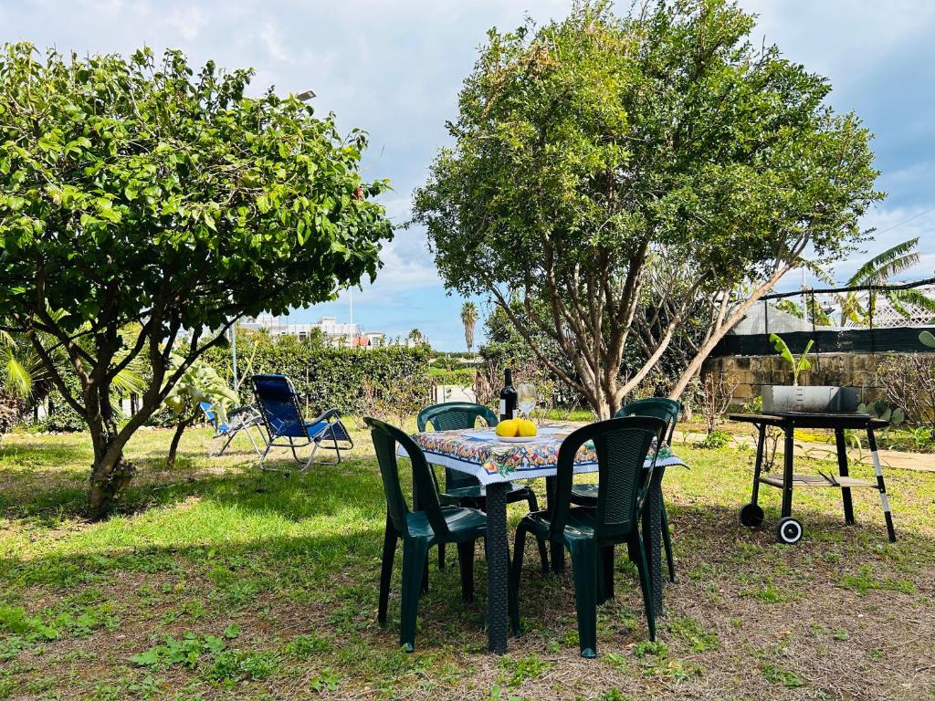 Nonno 'nzinu 150 meters from the sandy beach with wifi - 2