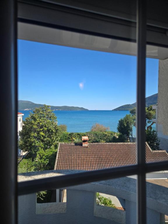 Seaside Serenity, Igalo