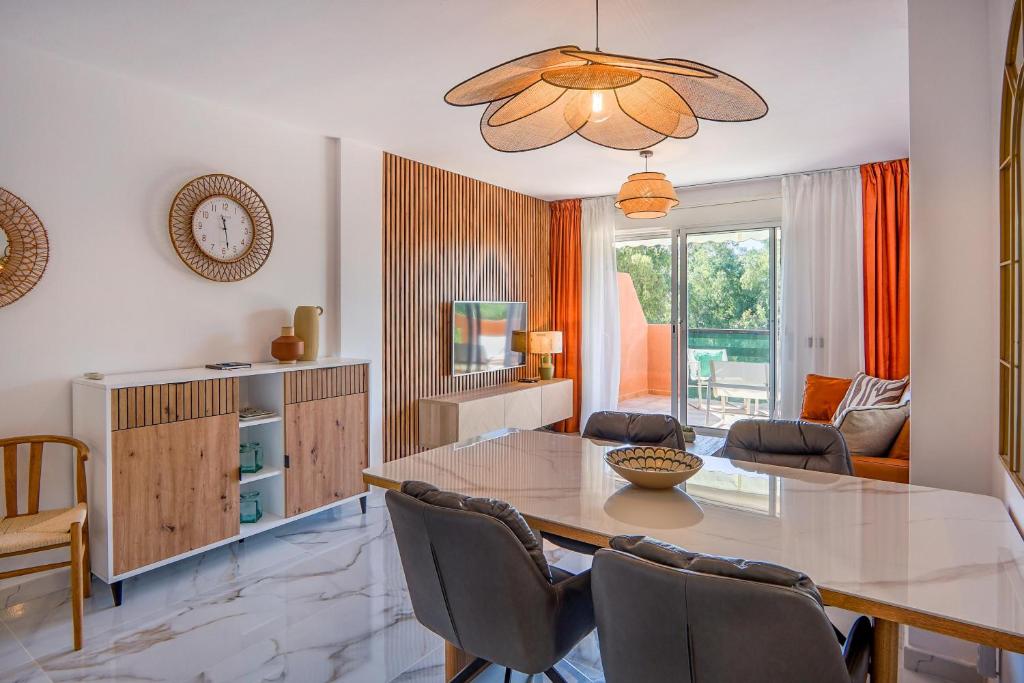 Newly renovated apartment Casares Costa - 1