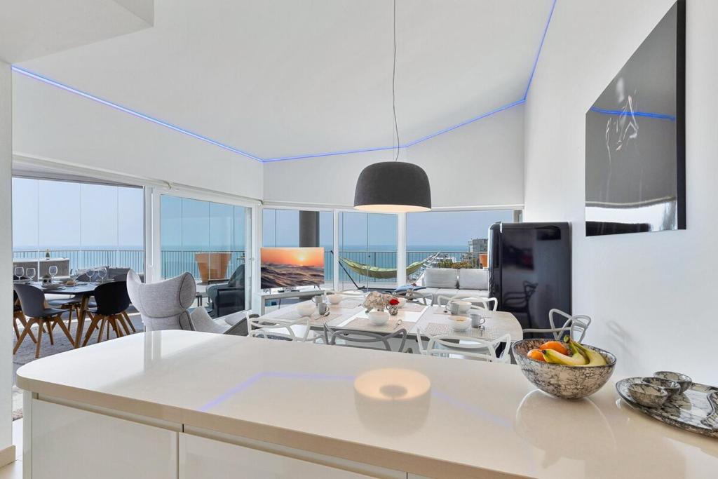 Spectacular penthouse - Top view - 3