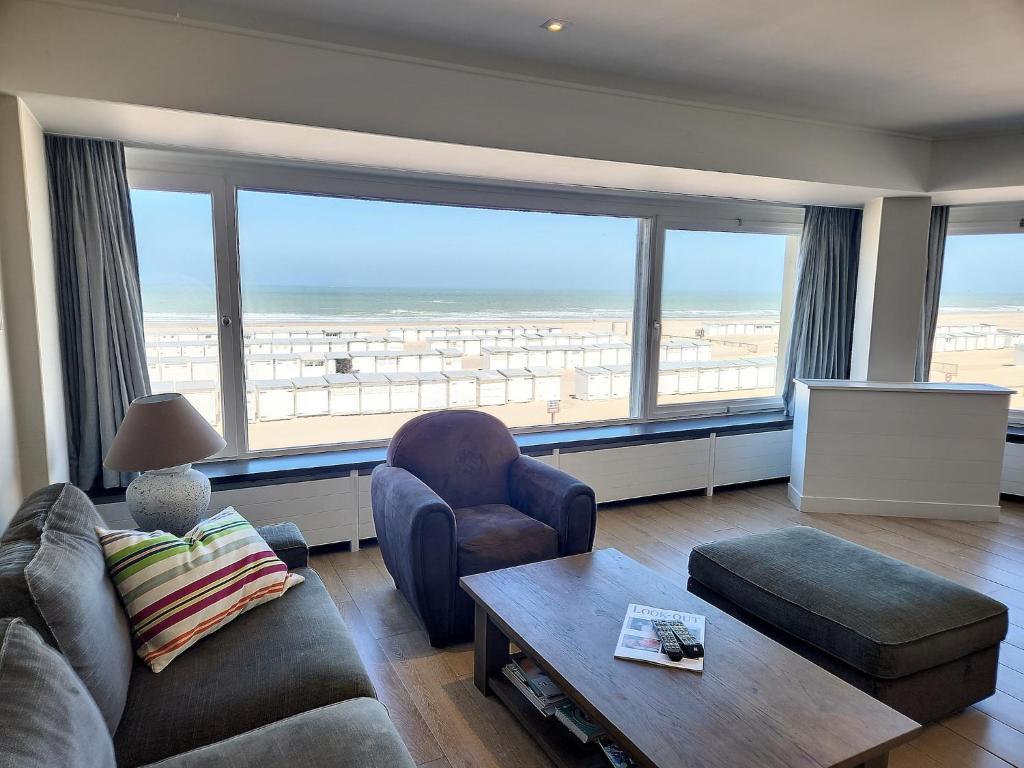 Apartment Albertstrand with Stunning Seafront View, Knokke-Heist