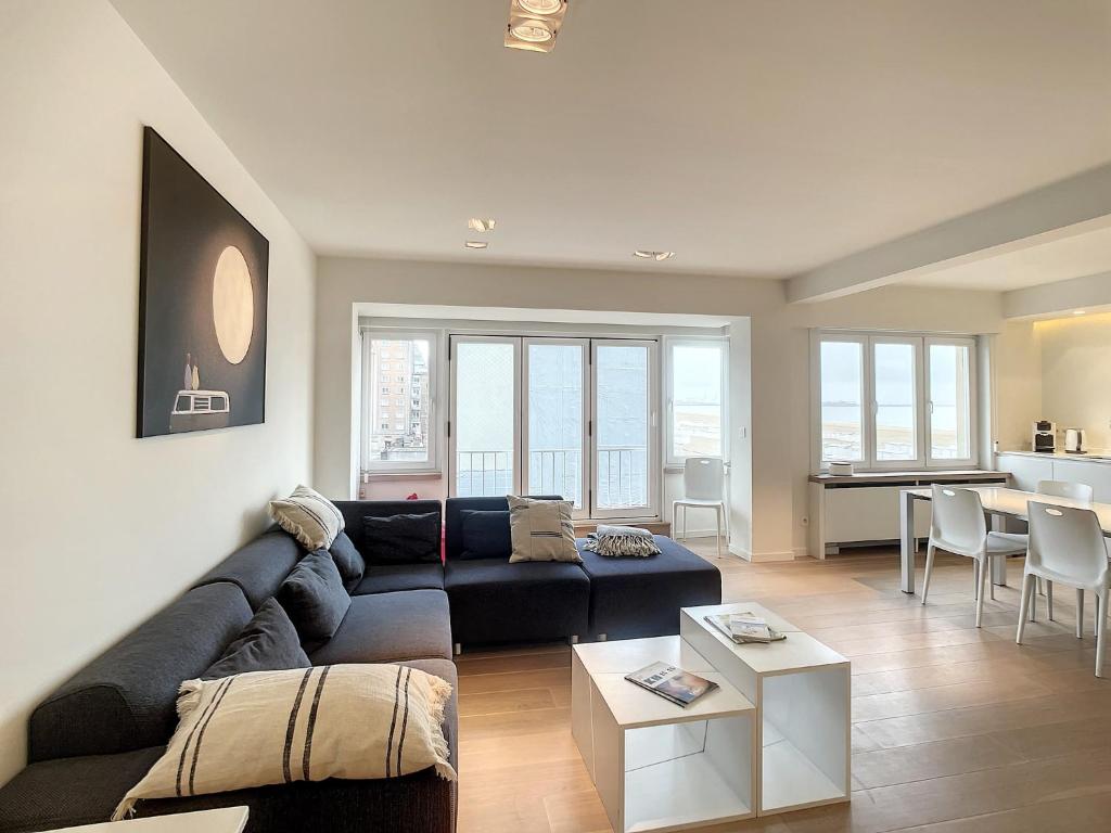 Apartment in Knokke-Heist with Sea Views, Knokke-Heist