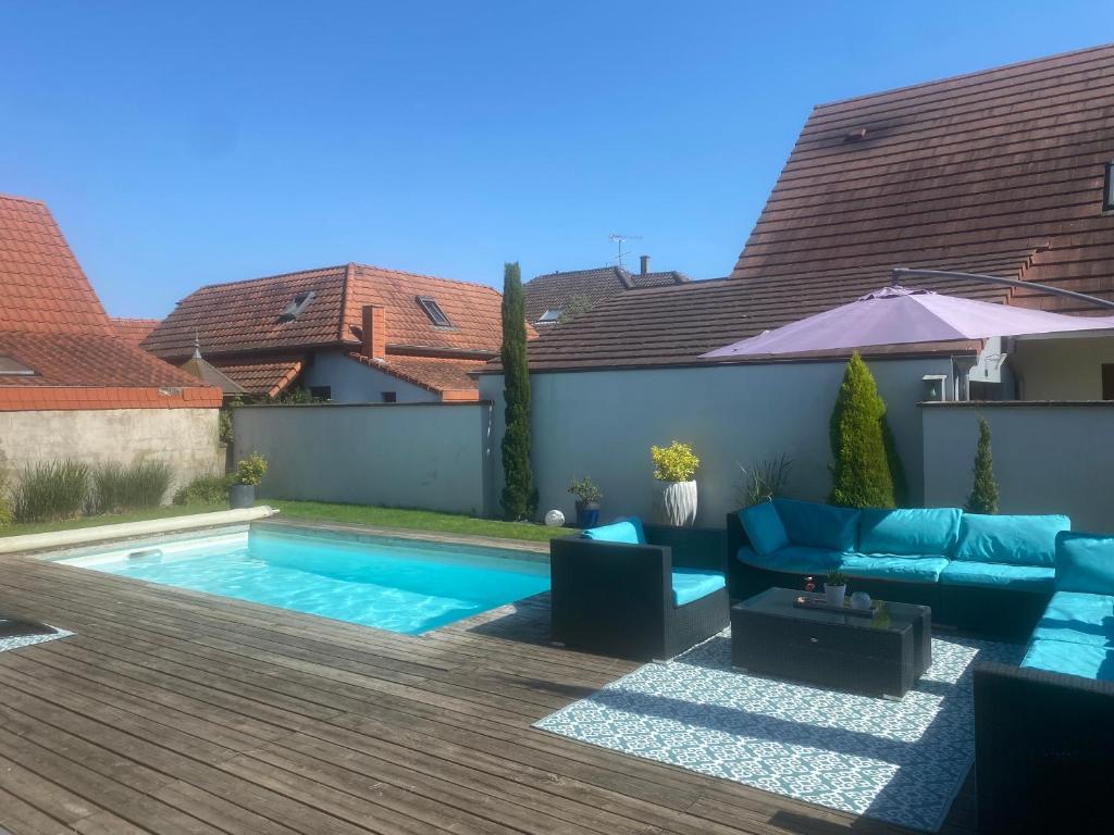 Maison d’architecte située sur la route des vins, Châtenois