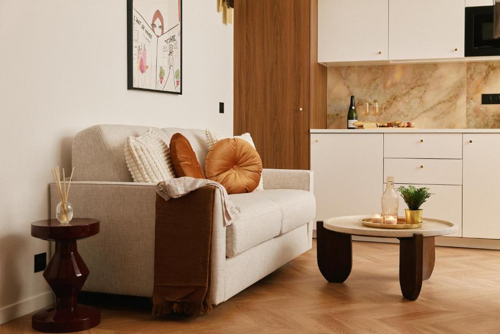 Lavie Maison Marais Sauna Hot Tub - 3