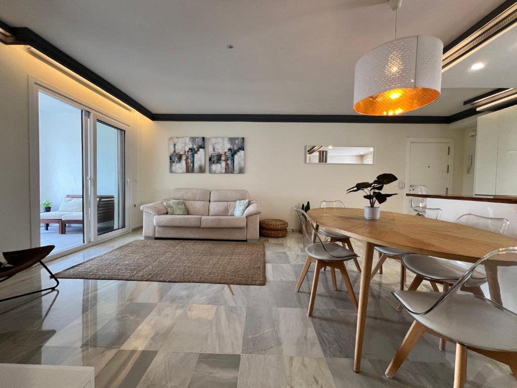 Jardines del Puerto Apartment for up to 6, totally refurbished 2025, gardens, pools, garage, wifi - 5