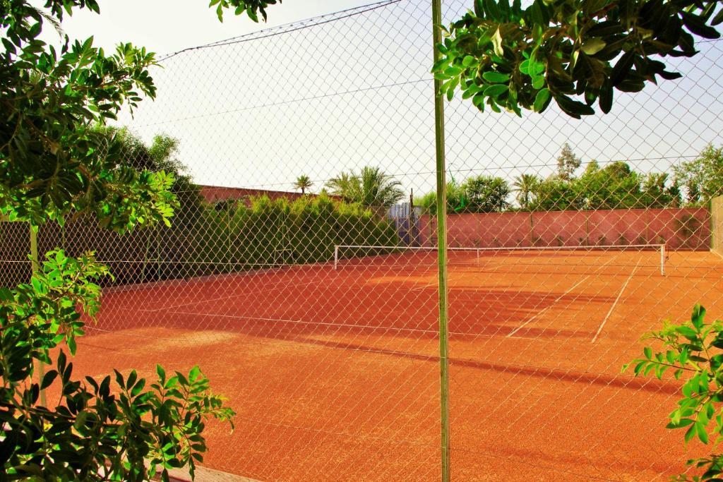 Tennis court