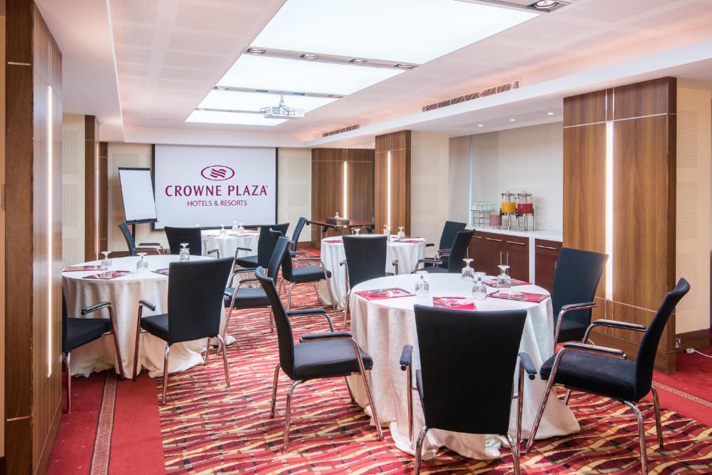 Sala de reuniões / Salões de baile