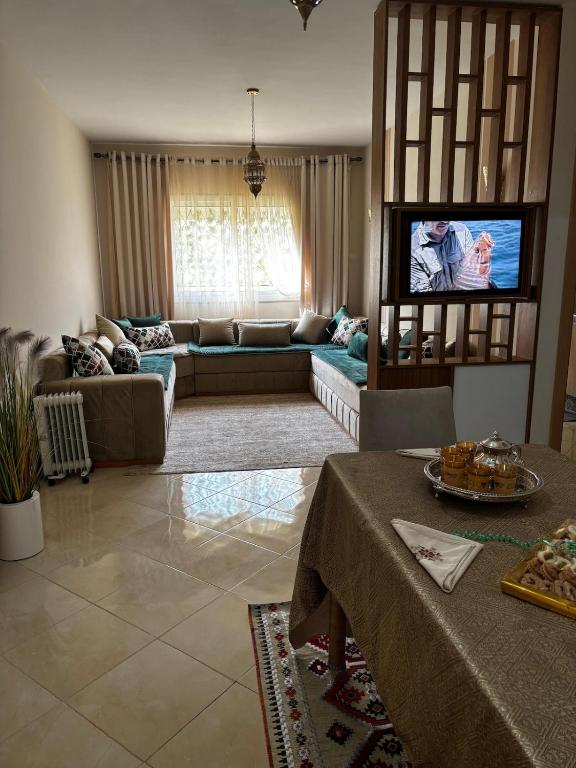 Tidy & authentic apartment, Oujda